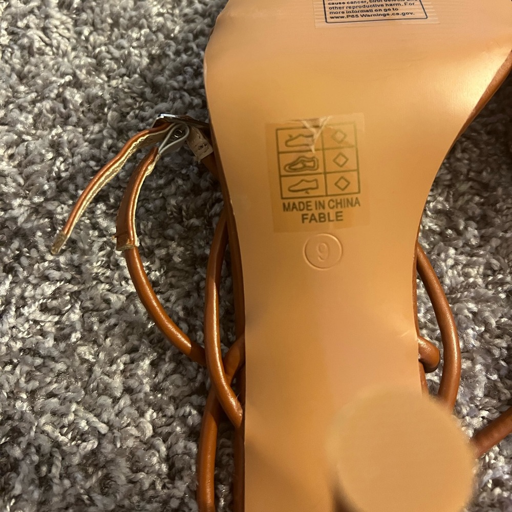 FashionNova Heels - Picture 5 of 5